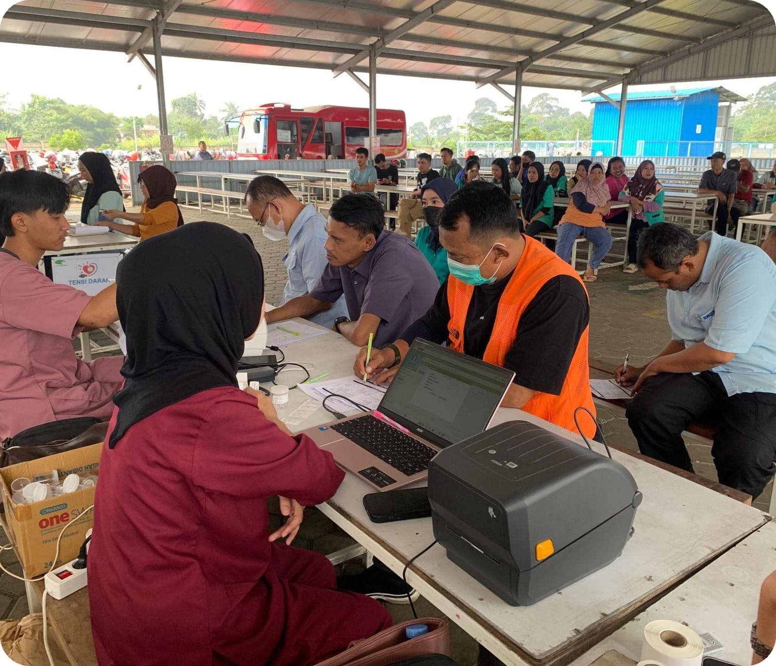 Corporate MCU oleh Jaringan Plebo
